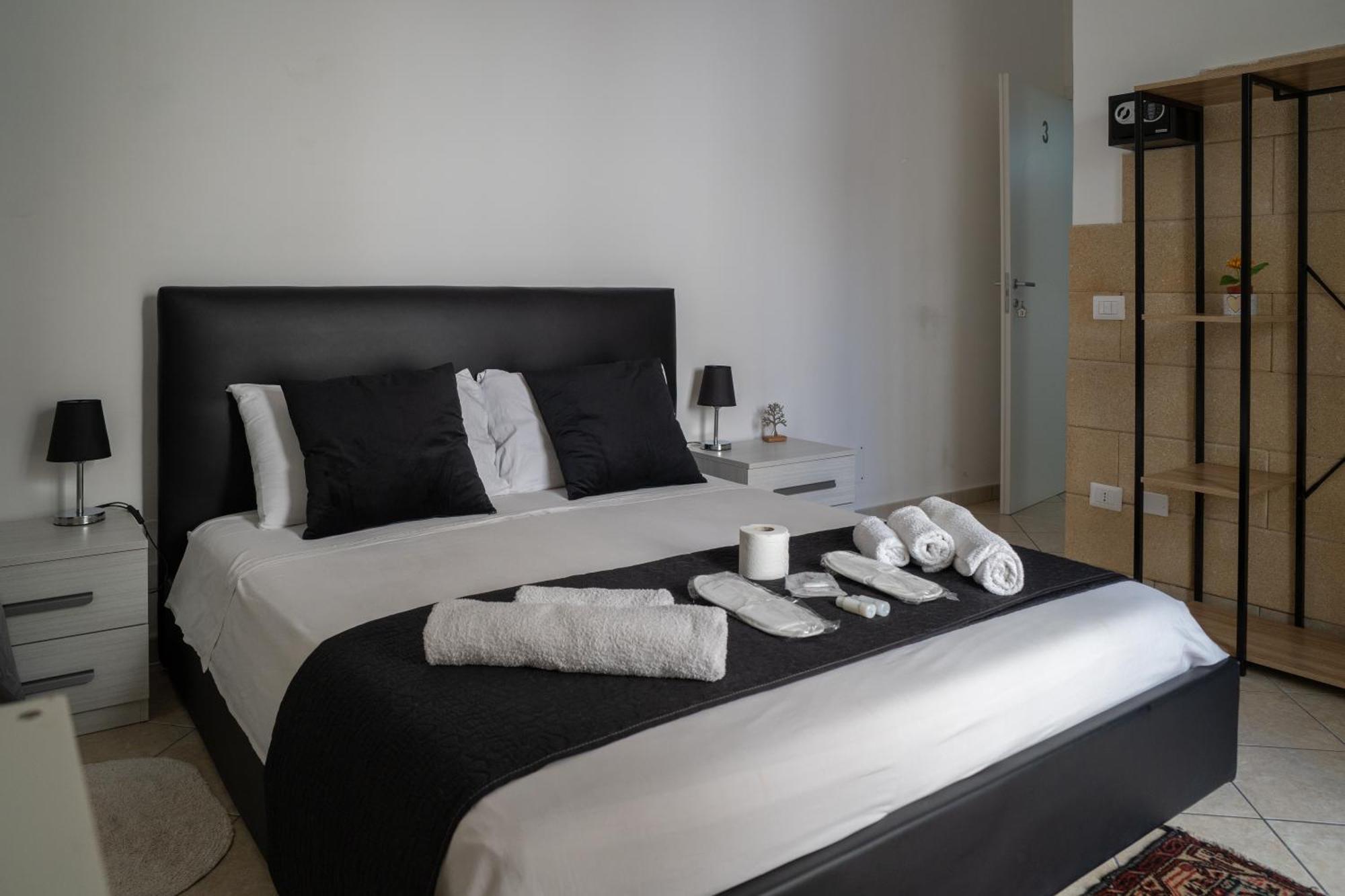 Bed and Breakfast Whitehouse Лечче Екстер'єр фото